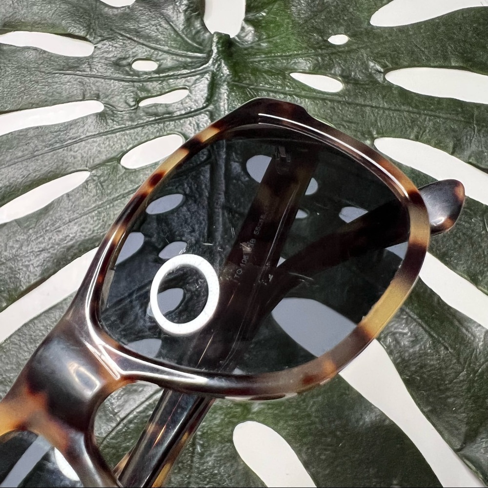 Tod’s Tortoiseshell Sunglasses - image 8